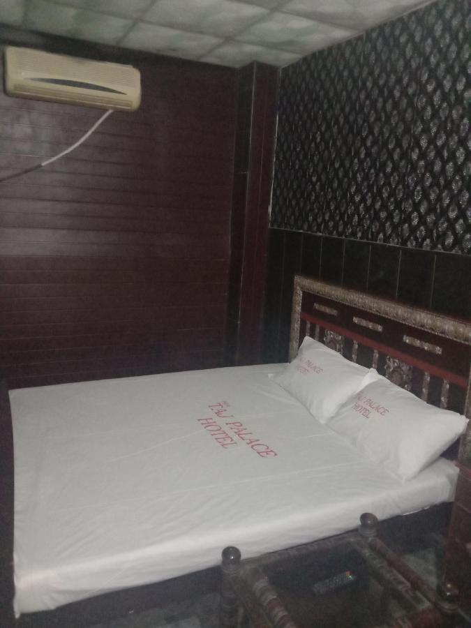 New Taj Palace Hotel Lahore Exteriör bild